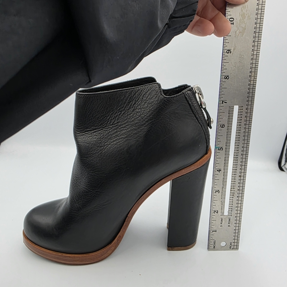DOLCE VITA Black Nissa Platform Leather Ankle Boot, Size 9 - Picture 9 of 10